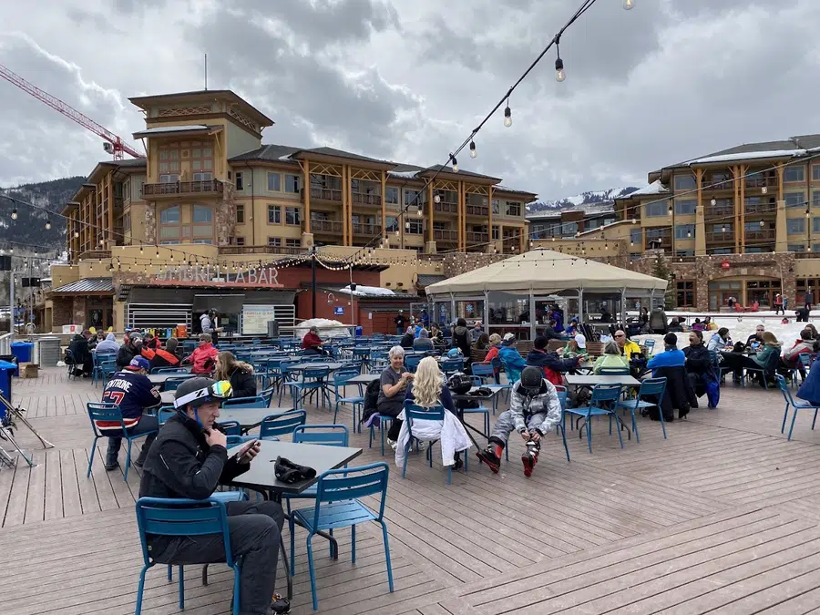 Umbrella Bar